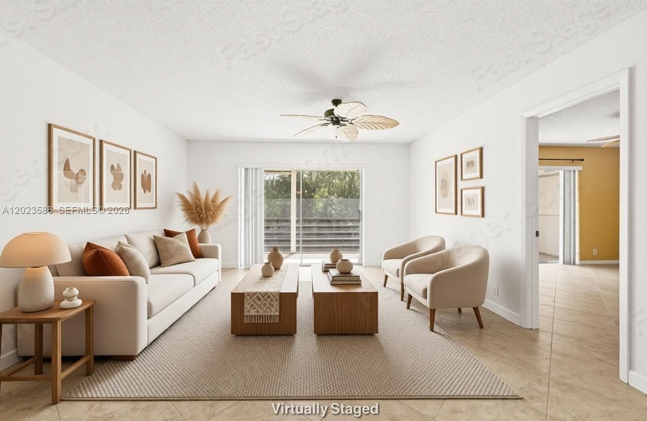 110 Lake Meryl Dr 216 photo 1
