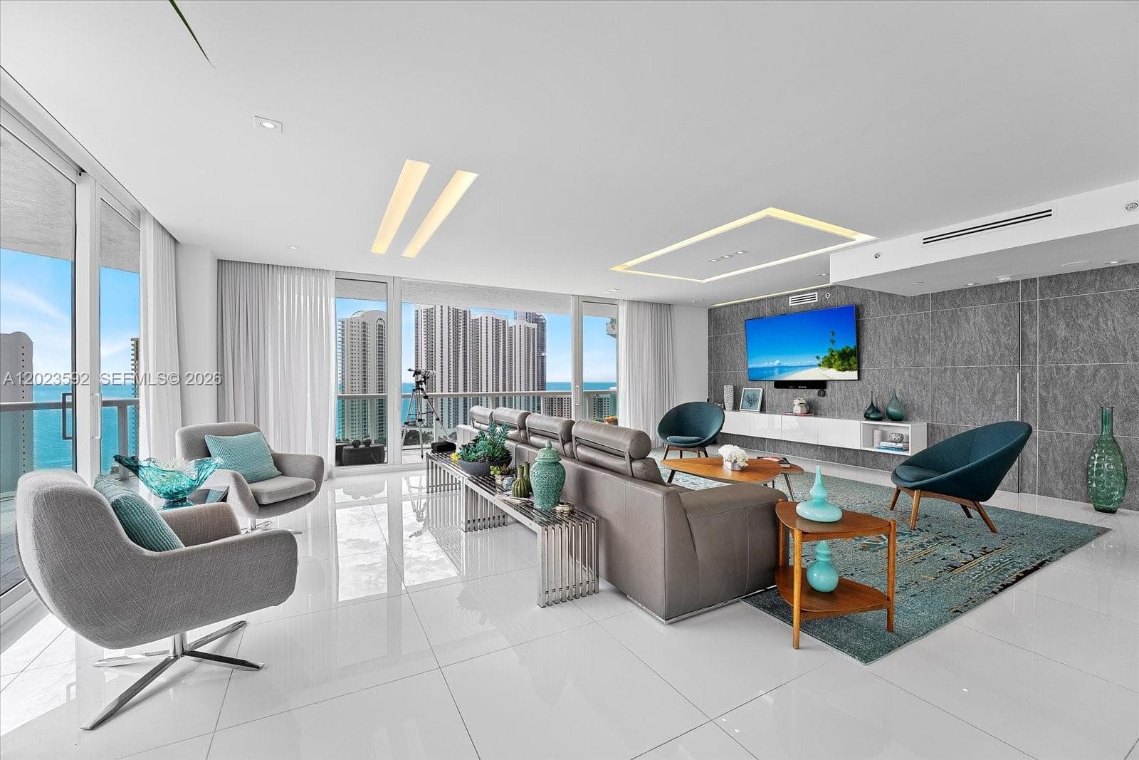 16500 Collins Ave 2451 photo 3