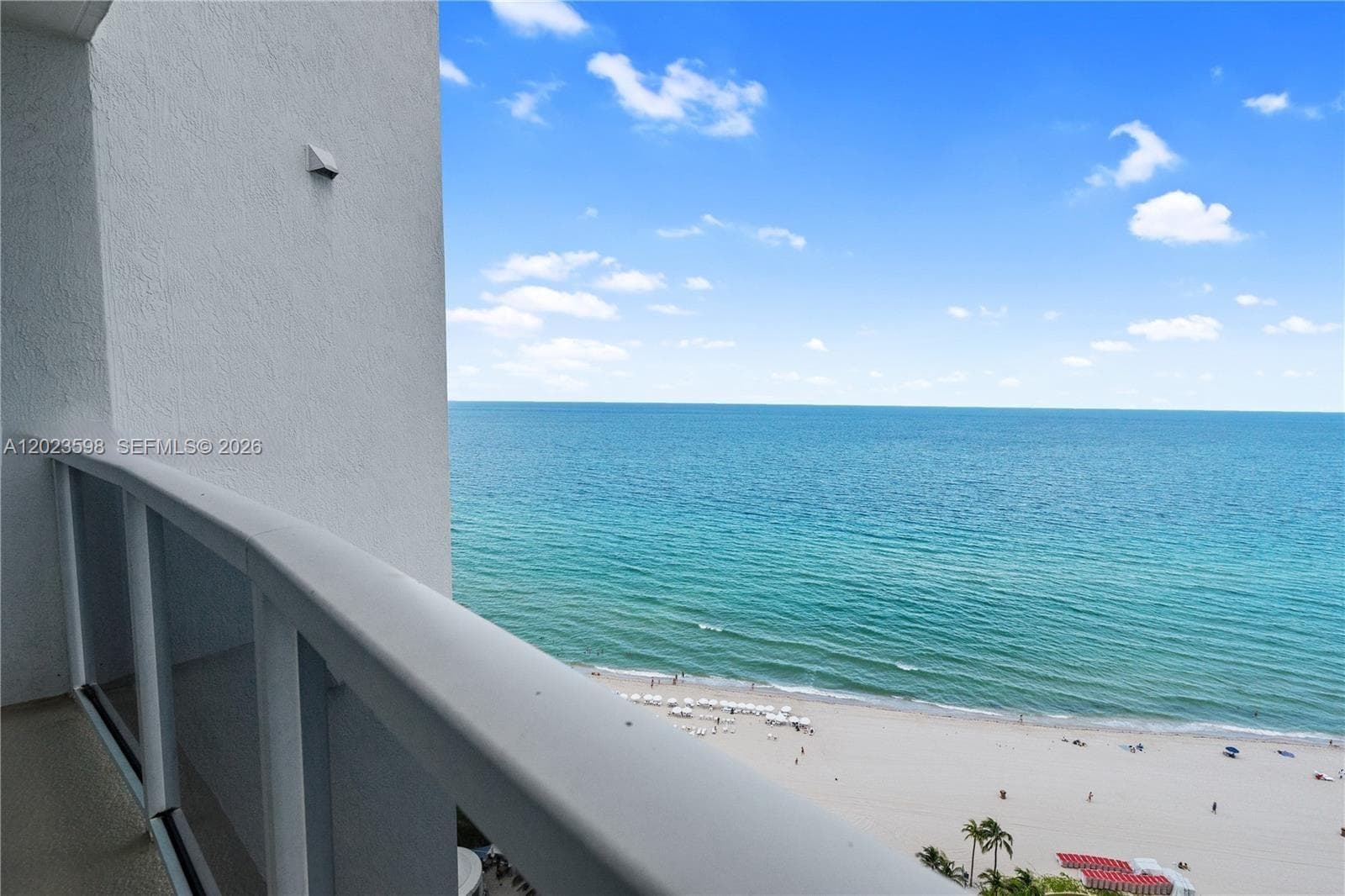 18001 Collins Ave 2010 photo 3