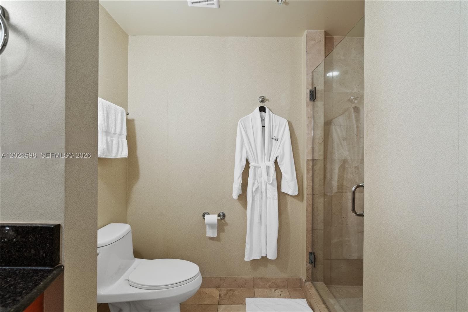 18001 Collins Ave 2010 photo 14