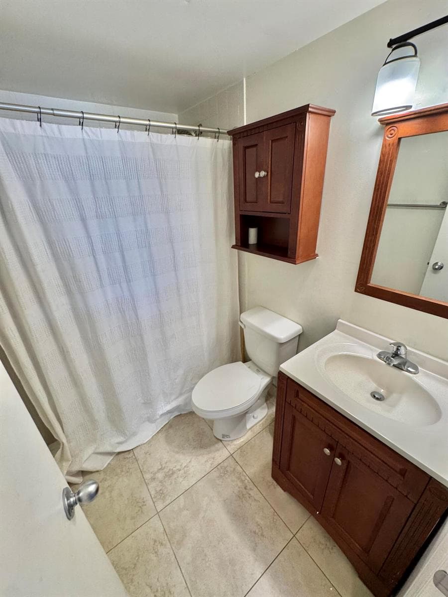 651 E Woolbright Road 103 photo 11