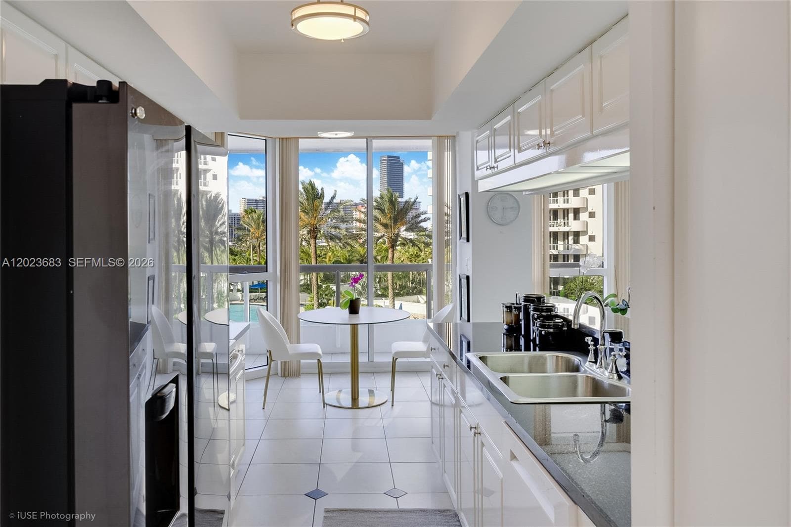 21205 Yacht Club Dr 701 photo 16