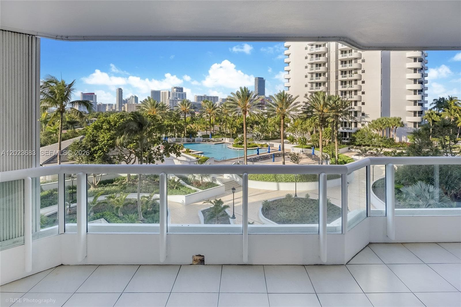21205 Yacht Club Dr 701 photo 12