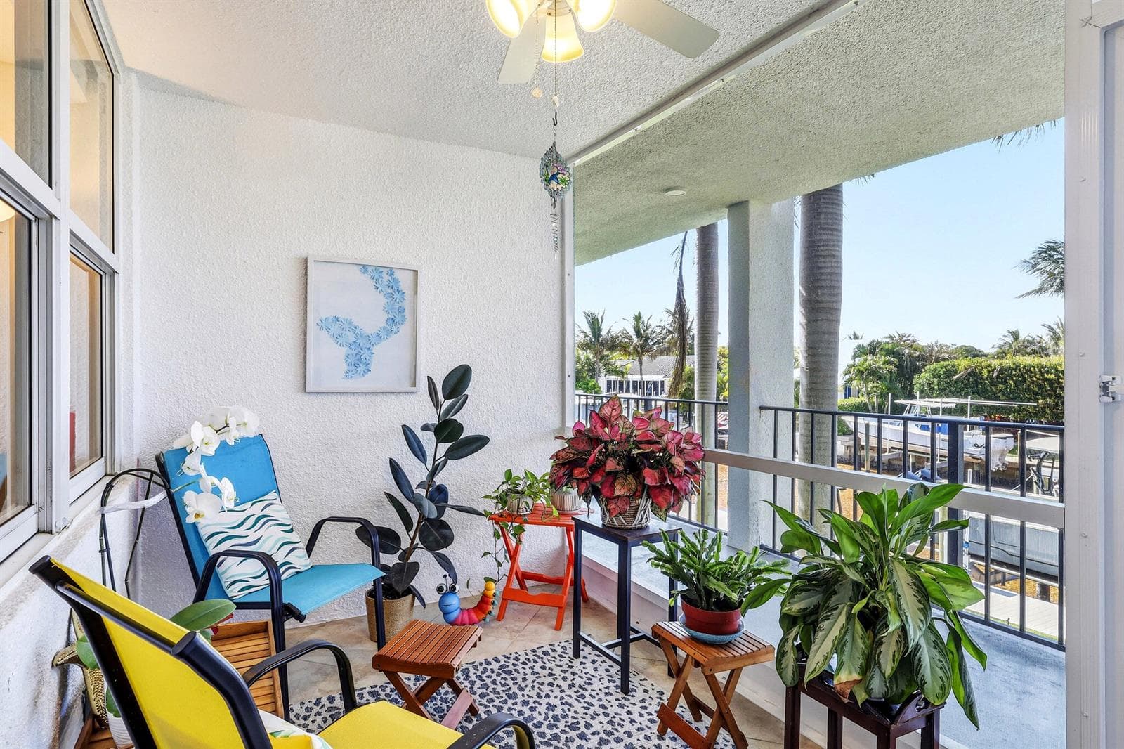 109 Paradise Harbour Boulevard 203 photo 3