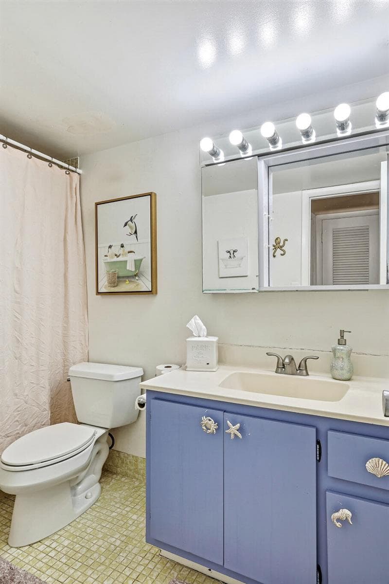 109 Paradise Harbour Boulevard 203 photo 18