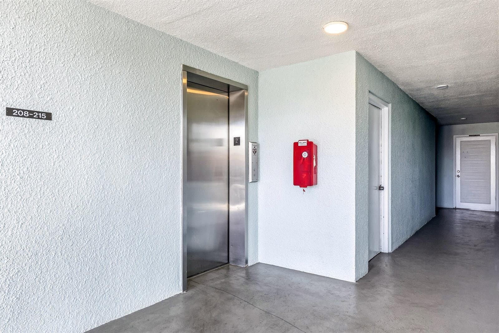 109 Paradise Harbour Boulevard 203 photo 21