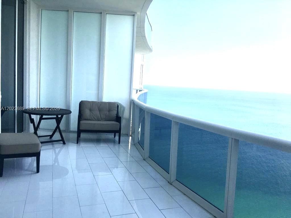15811 Collins Ave 3807 photo 9