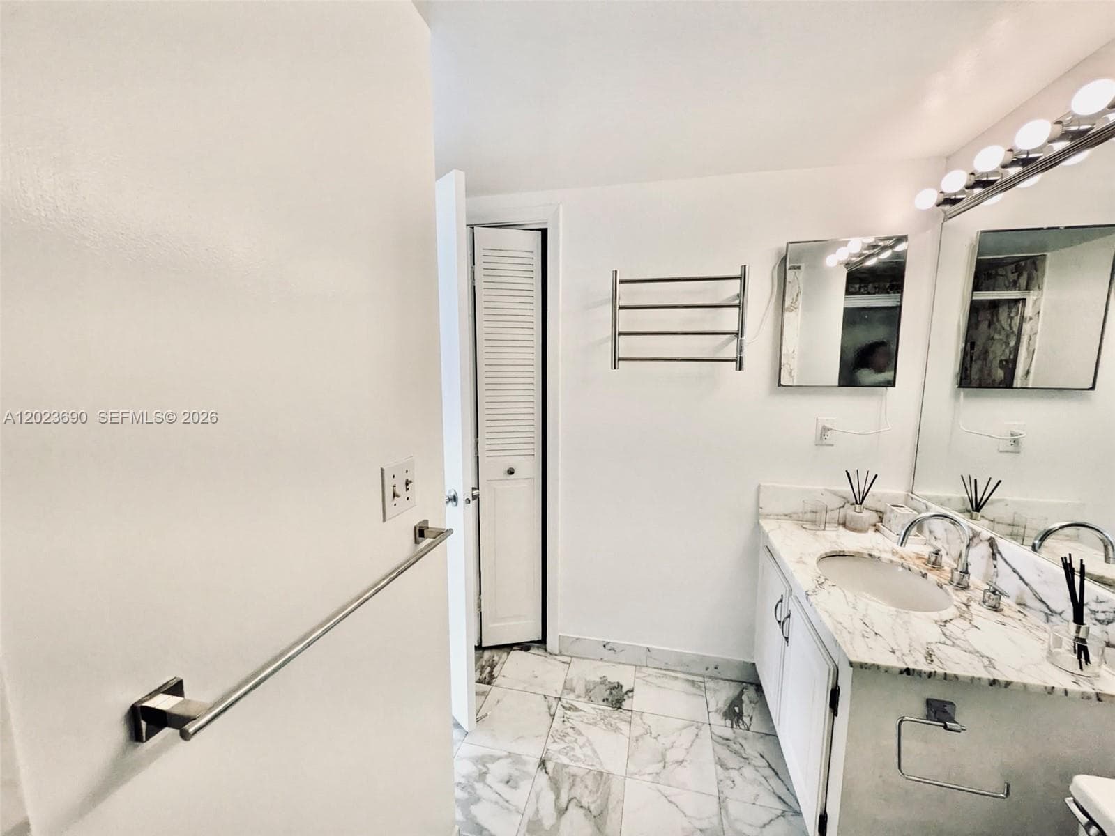 9801 Collins Ave 11M photo 25