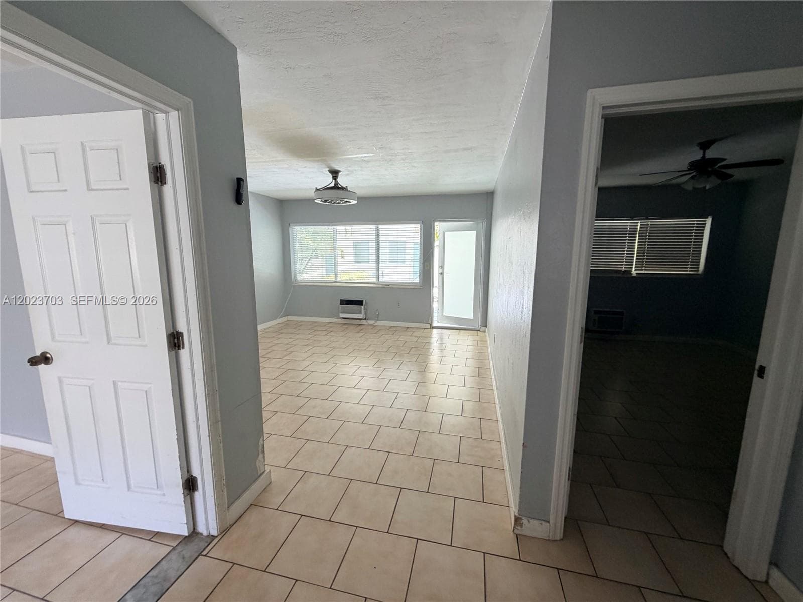 1233 Marseille Dr 5 photo 7