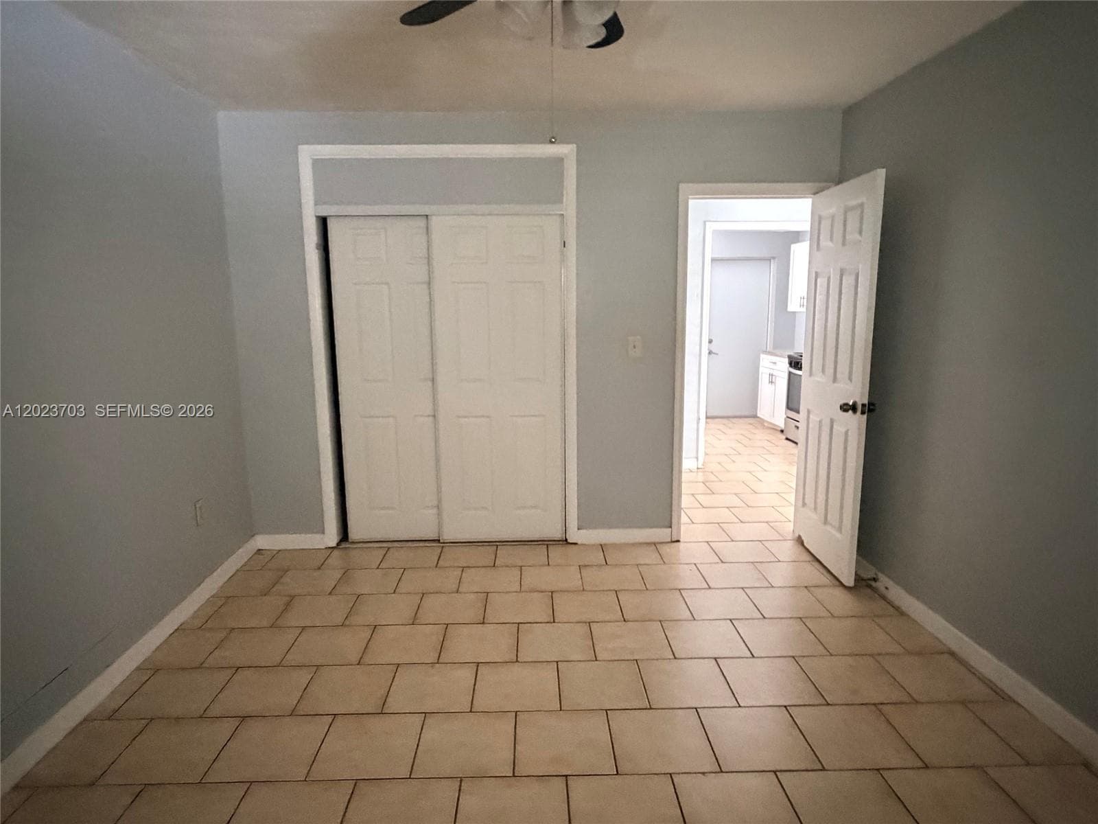 1233 Marseille Dr 5 photo 10