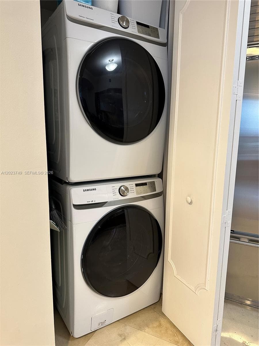 18101 Collins Ave 1108 photo 17