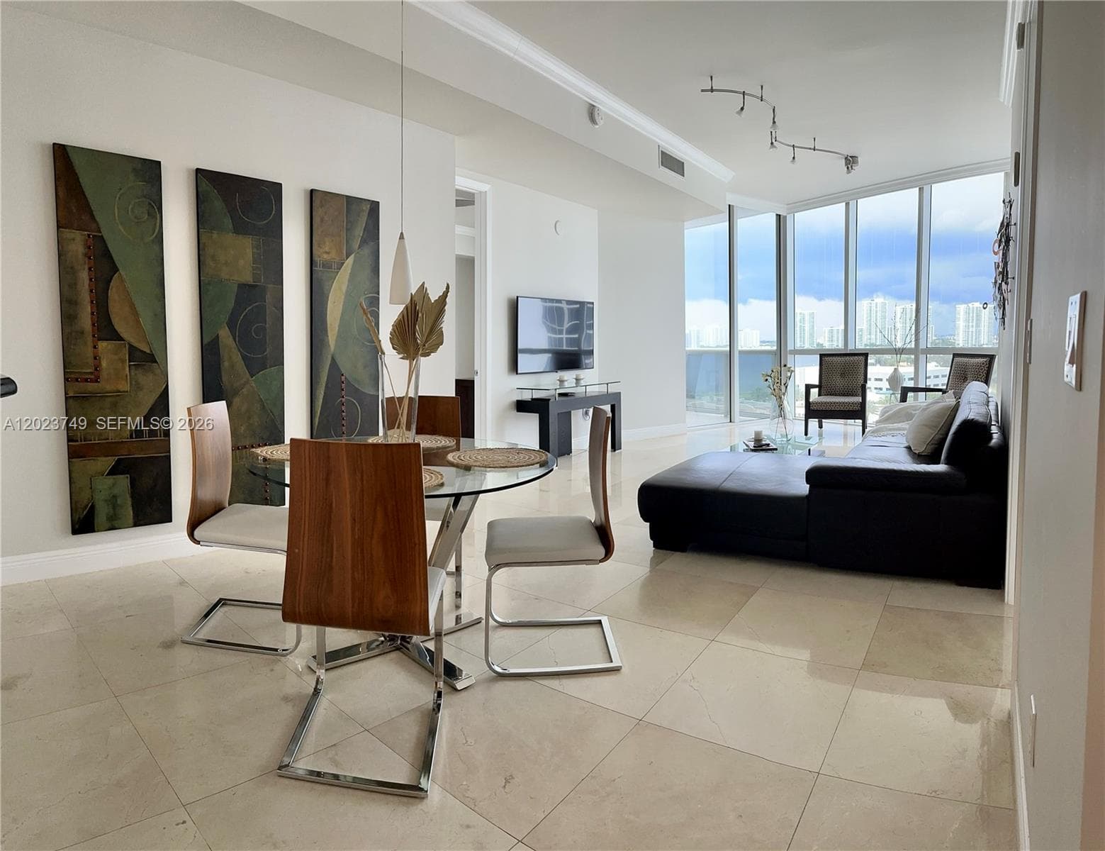 18101 Collins Ave 1108 photo 1