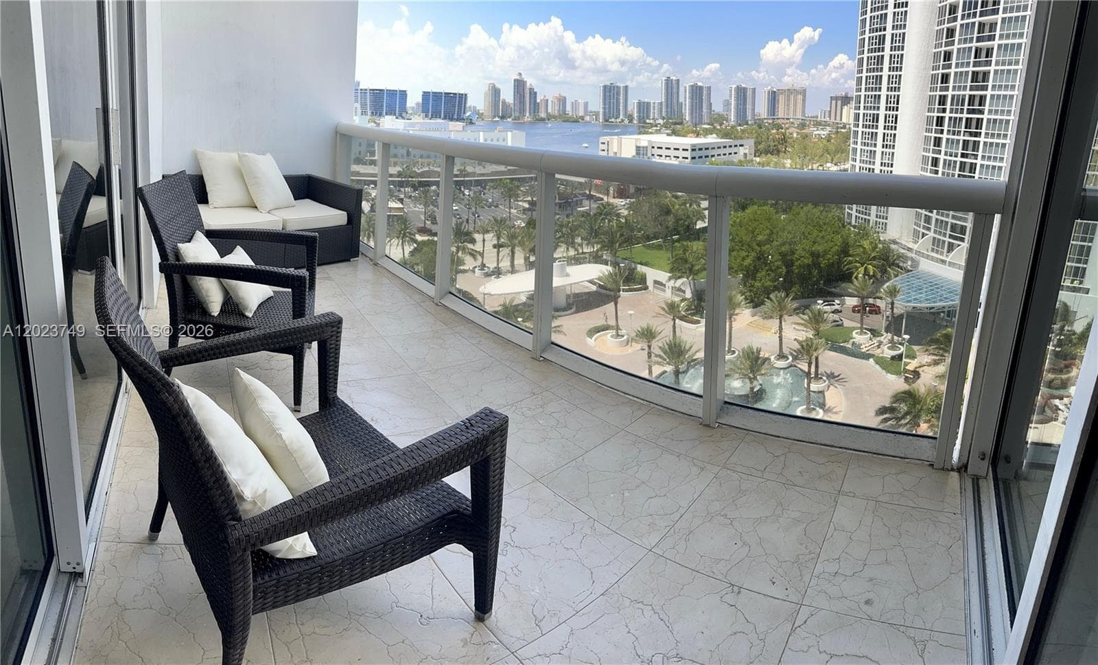 18101 Collins Ave 1108 photo 8