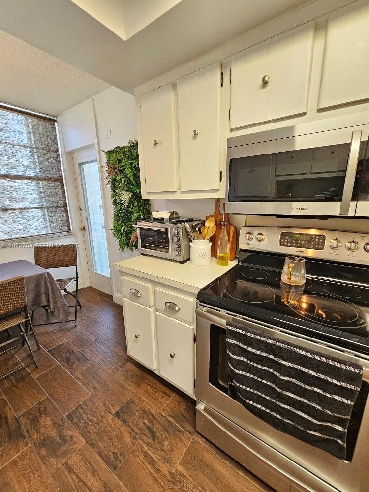 18061 Biscayne Blvd 901 photo 20