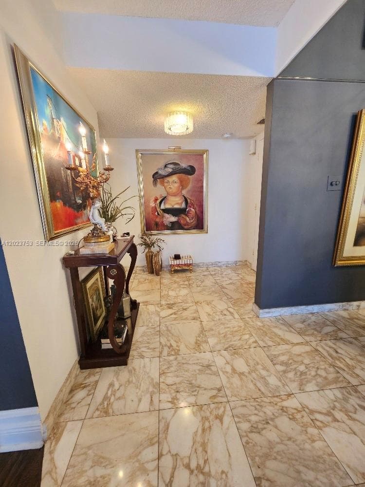 18061 Biscayne Blvd 901 photo 9