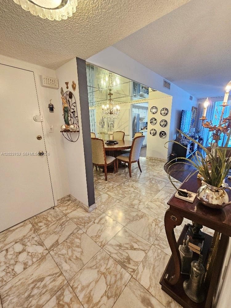 18061 Biscayne Blvd 901 photo 10
