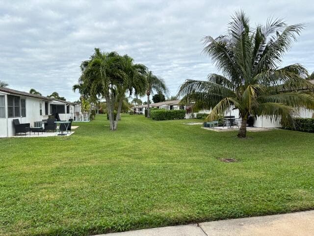 2936 Crosley Drive E G photo 2