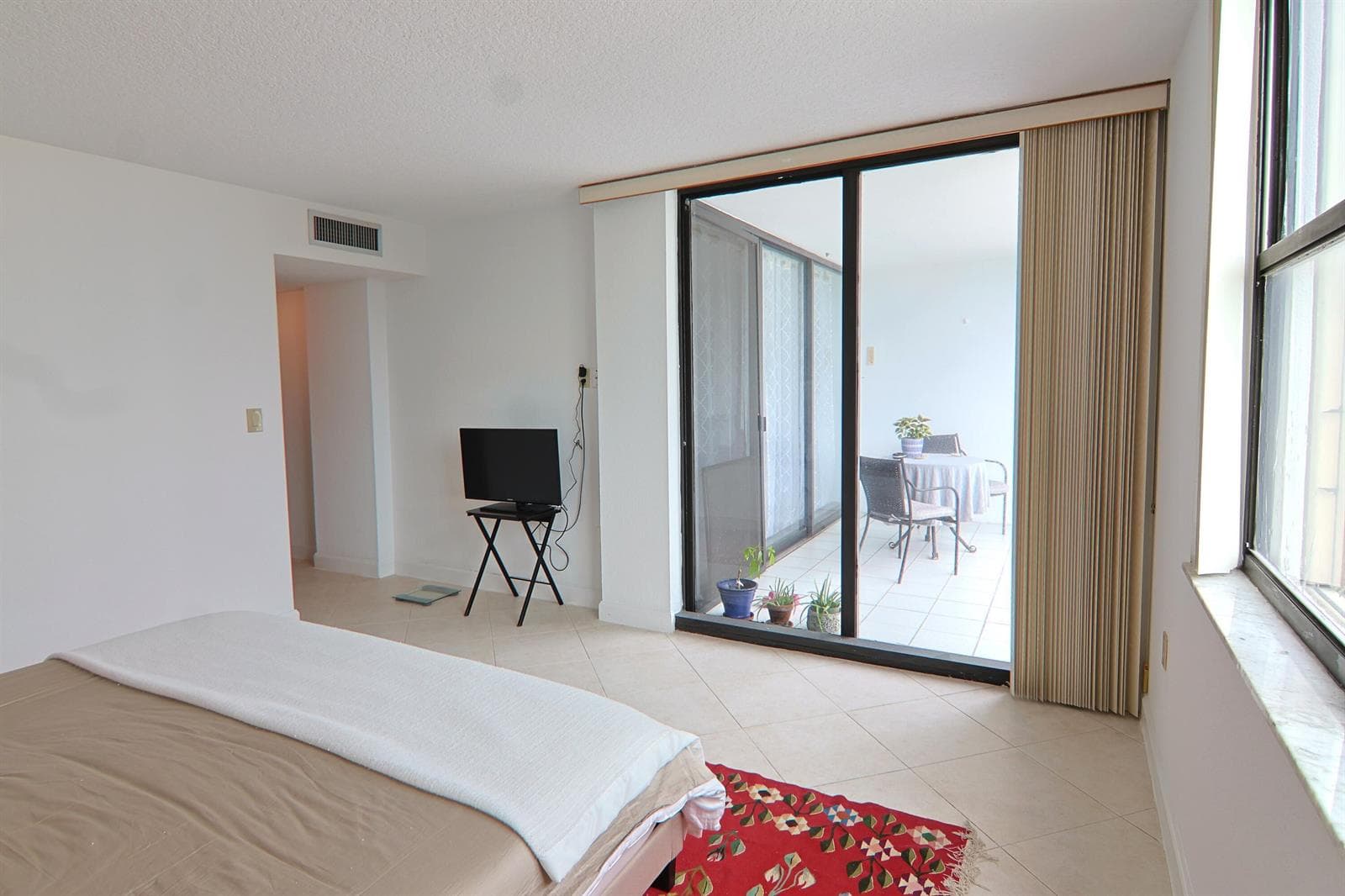 3545 S Ocean Boulevard 404 photo 11