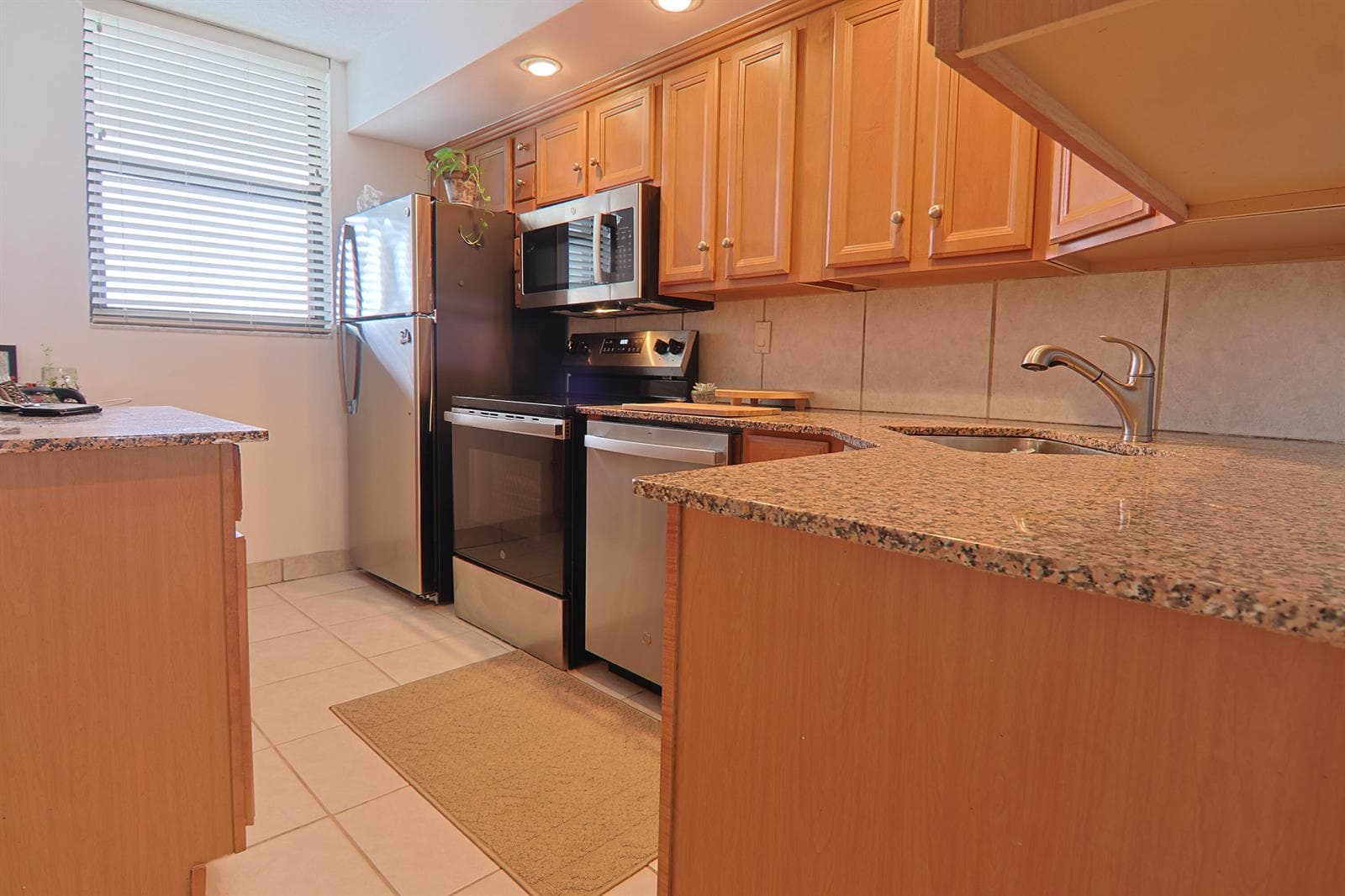 3545 S Ocean Boulevard 404 photo 4