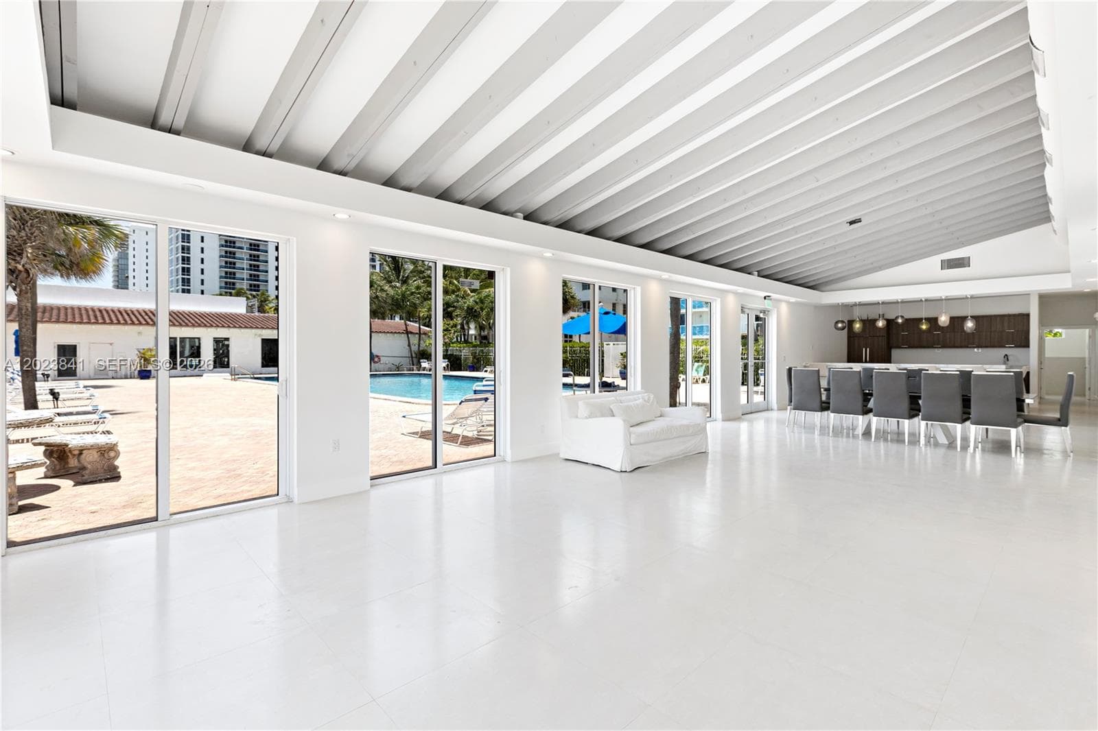 2457 Collins Ave 1602 photo 16