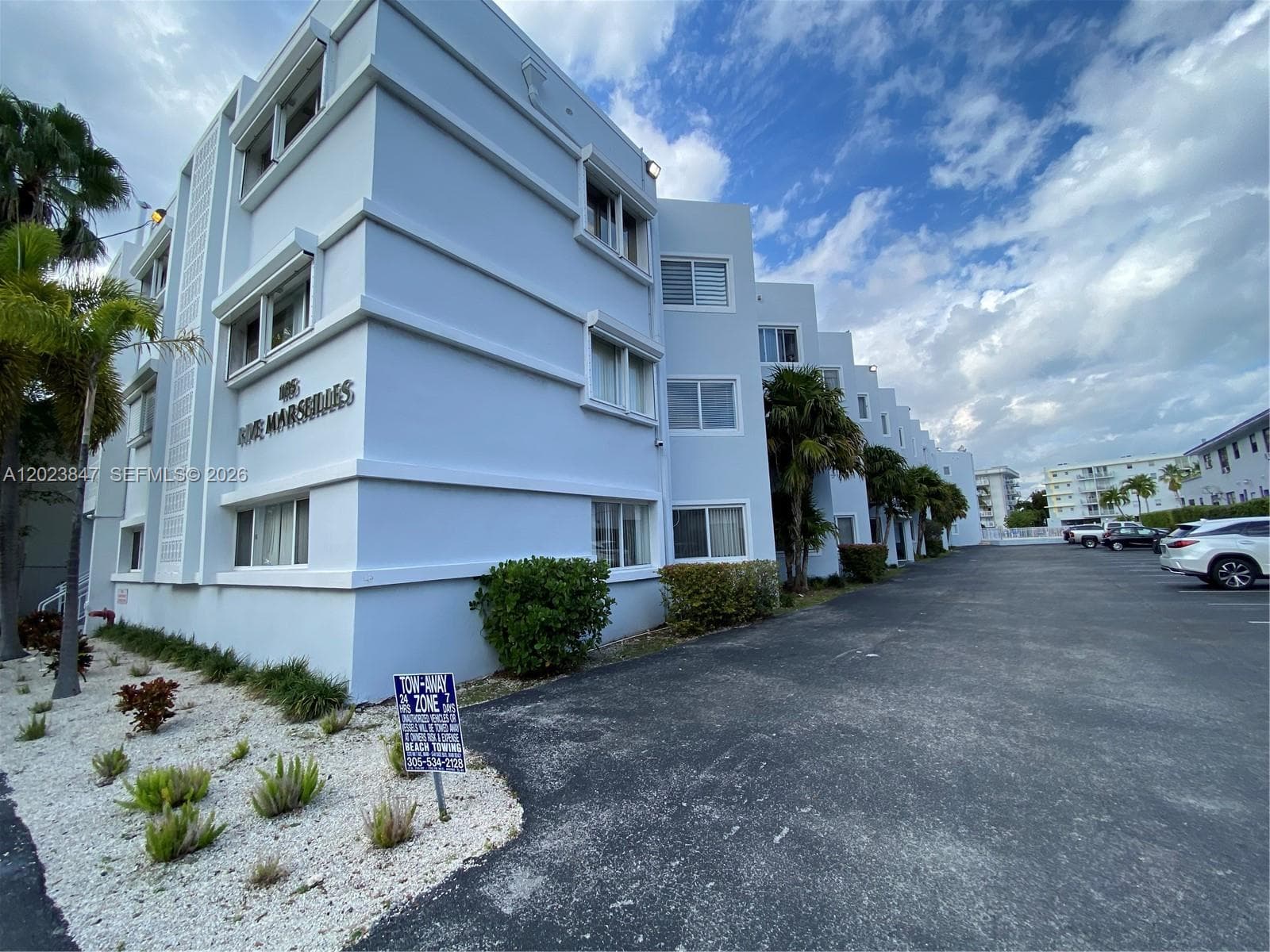 1185 Marseille Dr 103 photo 13