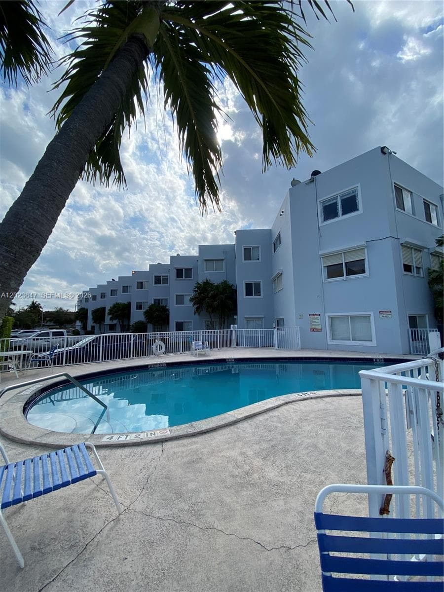 1185 Marseille Dr 103 photo 14