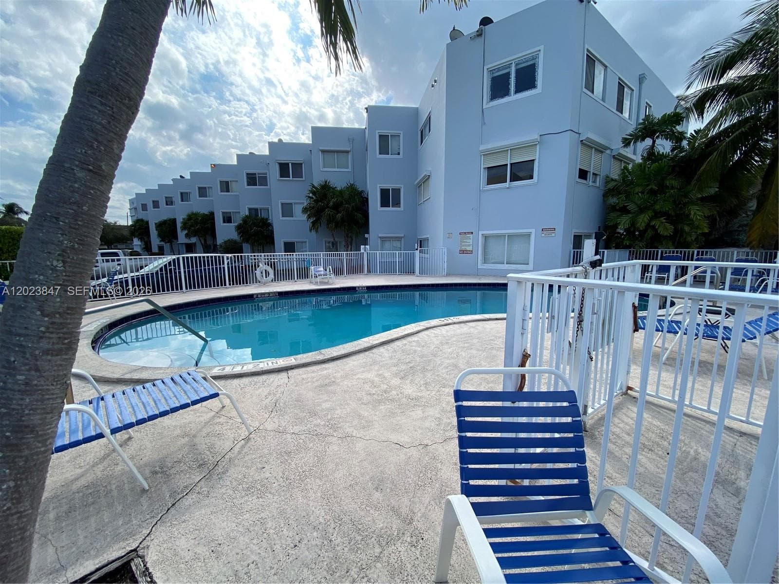 1185 Marseille Dr 103 photo 15