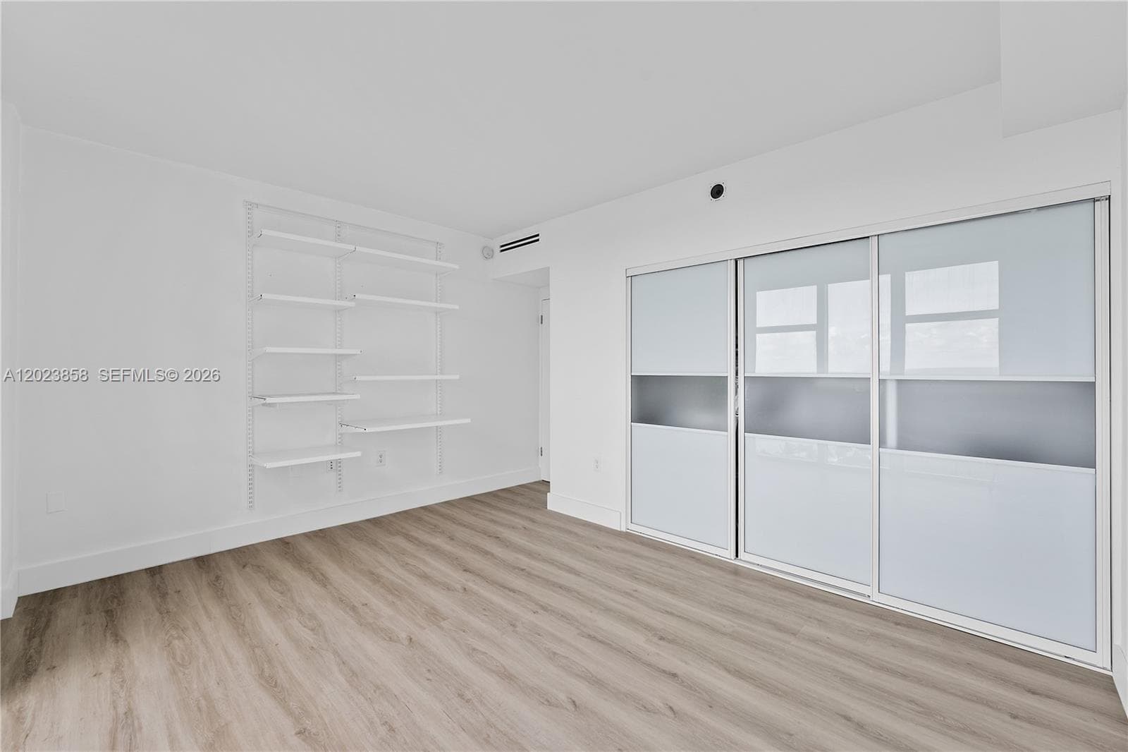10275 Collins Ave 1035 photo 23