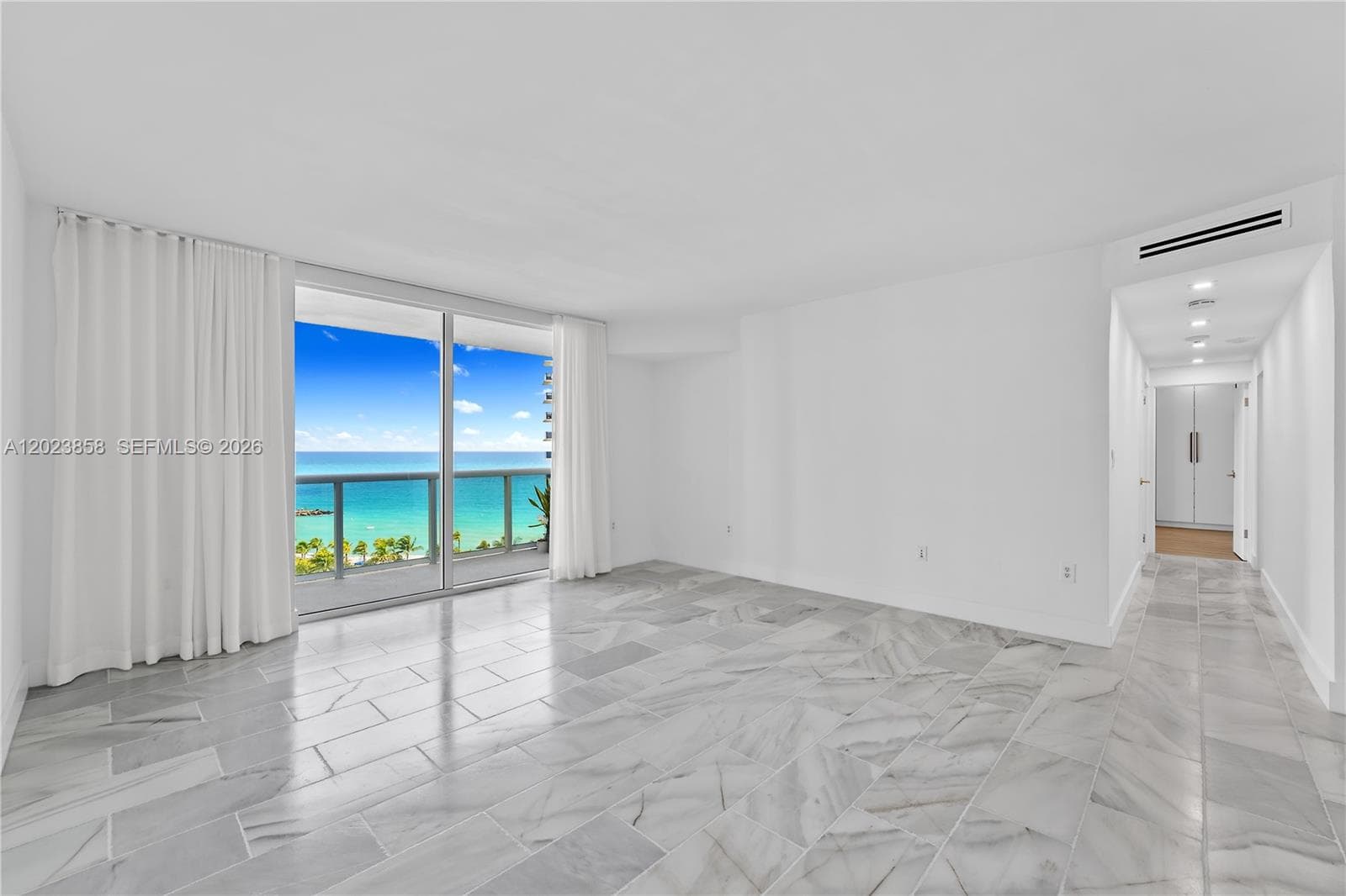 10275 Collins Ave 1035 photo 7