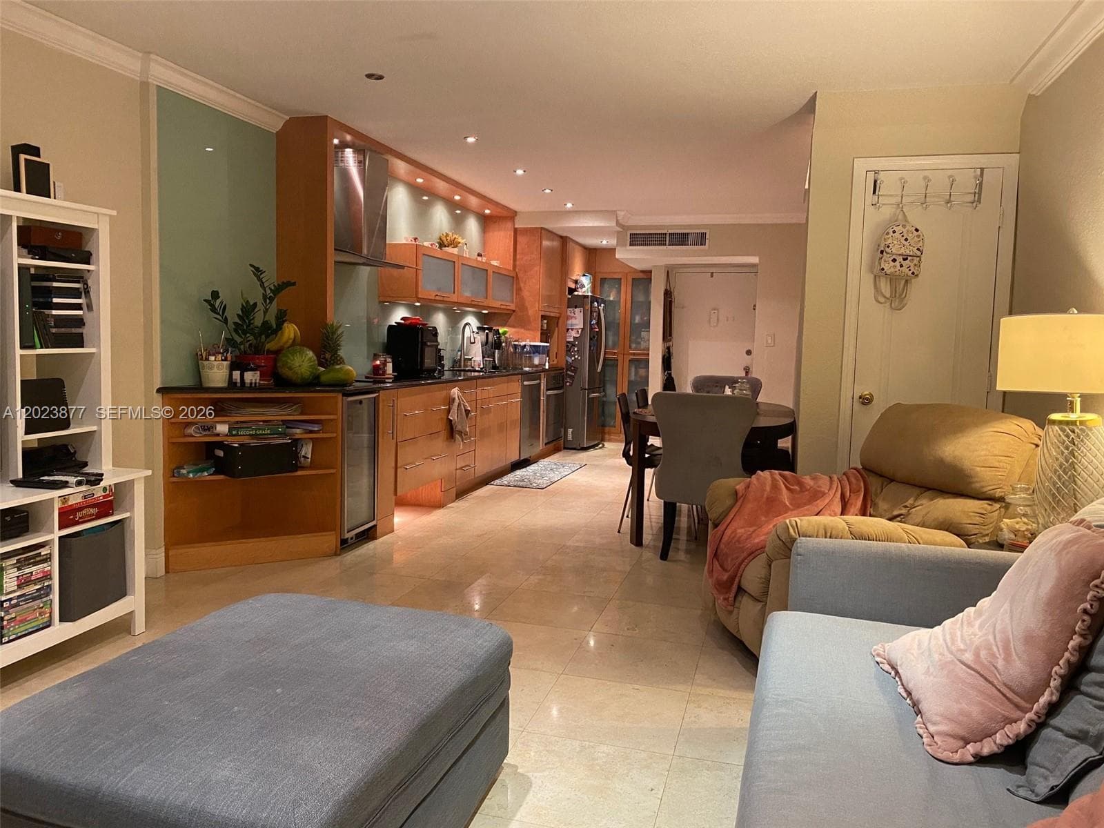 5401 Collins Ave 339 photo 4