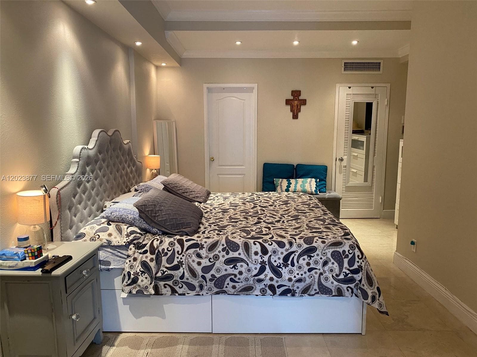 5401 Collins Ave 339 photo 8