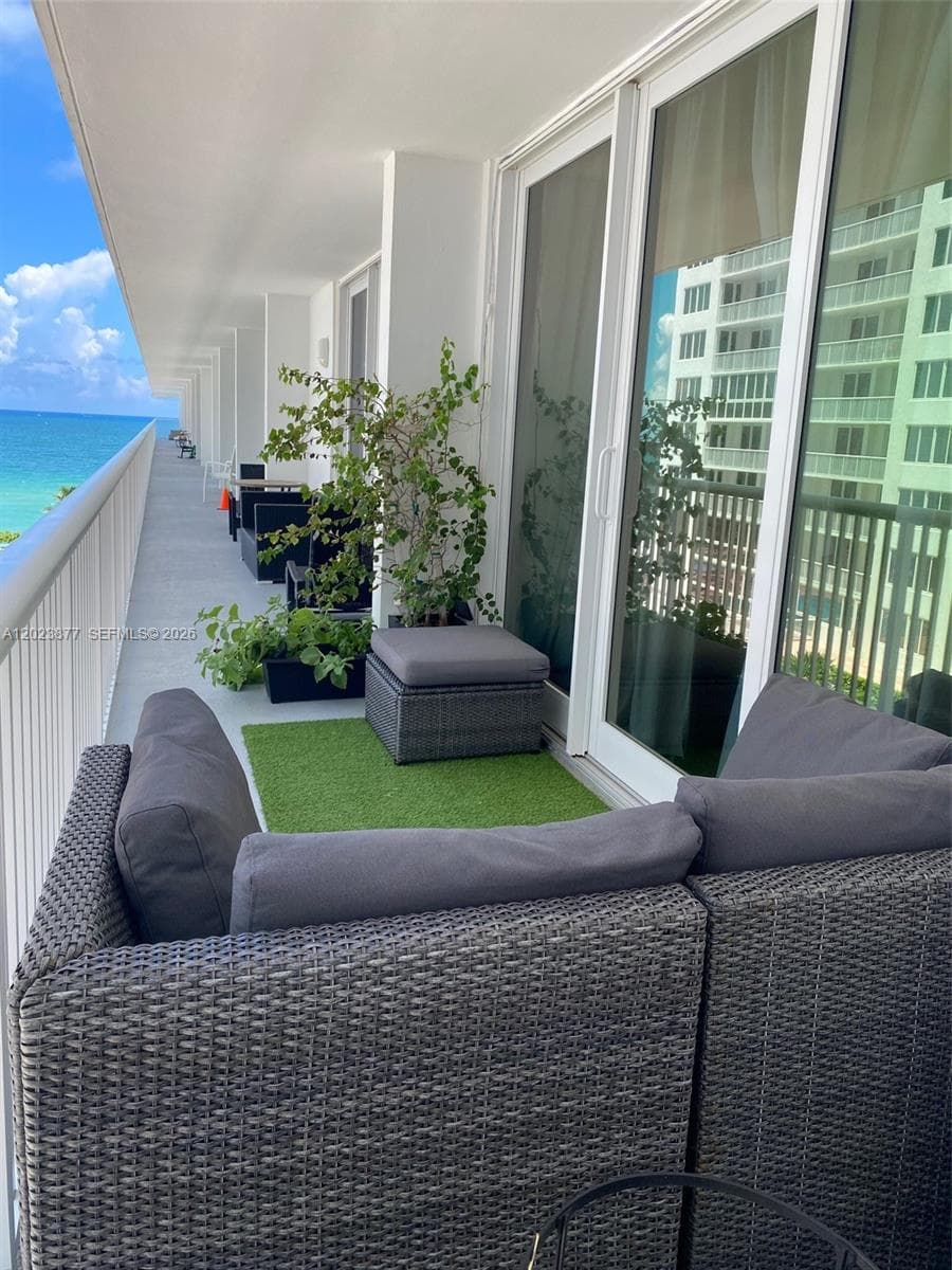 5401 Collins Ave 339 photo 25