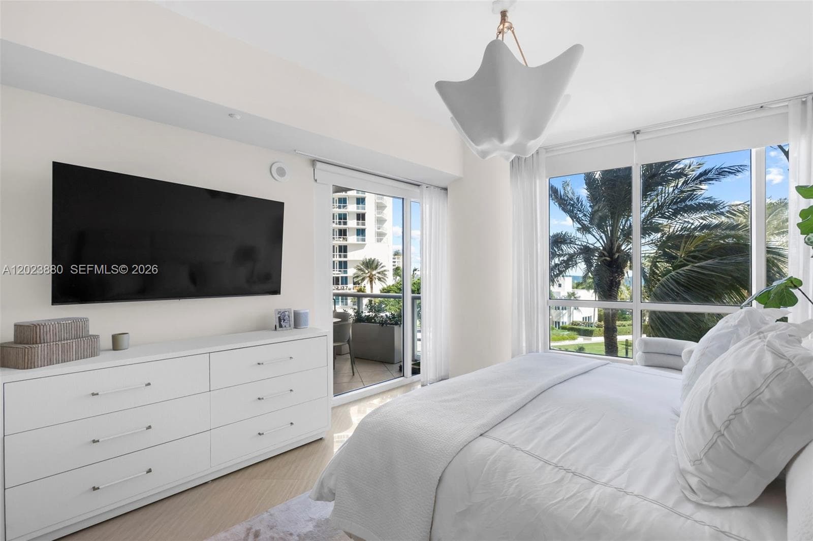 100 Pointe Dr 509 photo 18