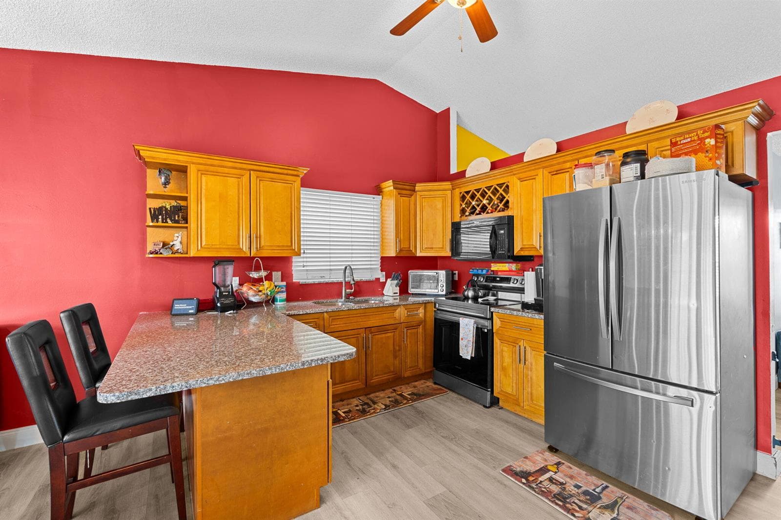 7944 Ridgewood Drive photo 13