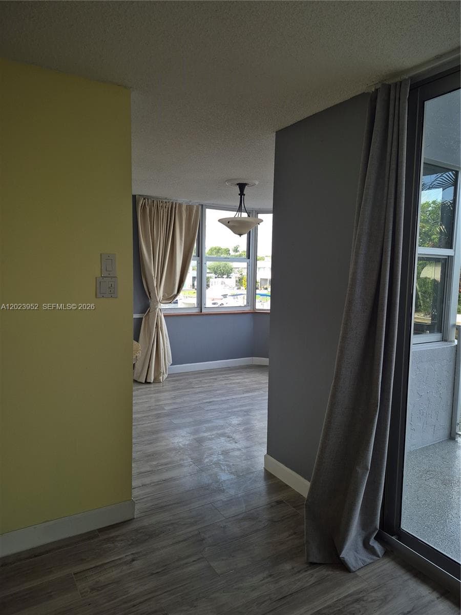 16565 NE 26th Ave 2E photo 16