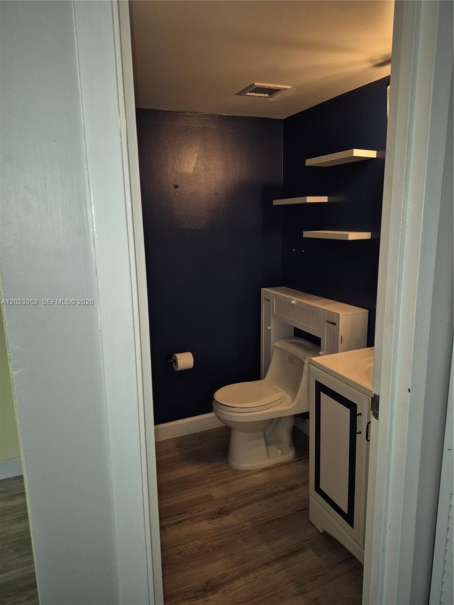 16565 NE 26th Ave 2E photo 15