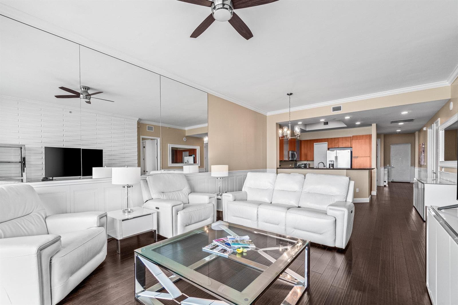 2650 Lake Shore Drive 2403 photo 9