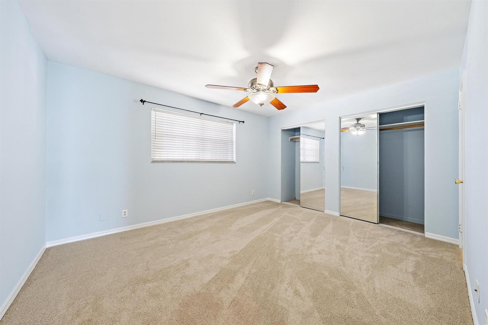 400 Wilma Circle 206 photo 12