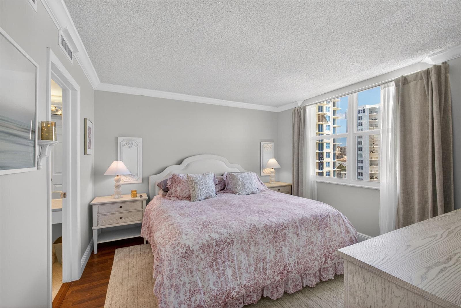 1801 S Flagler Drive 1104 photo 23