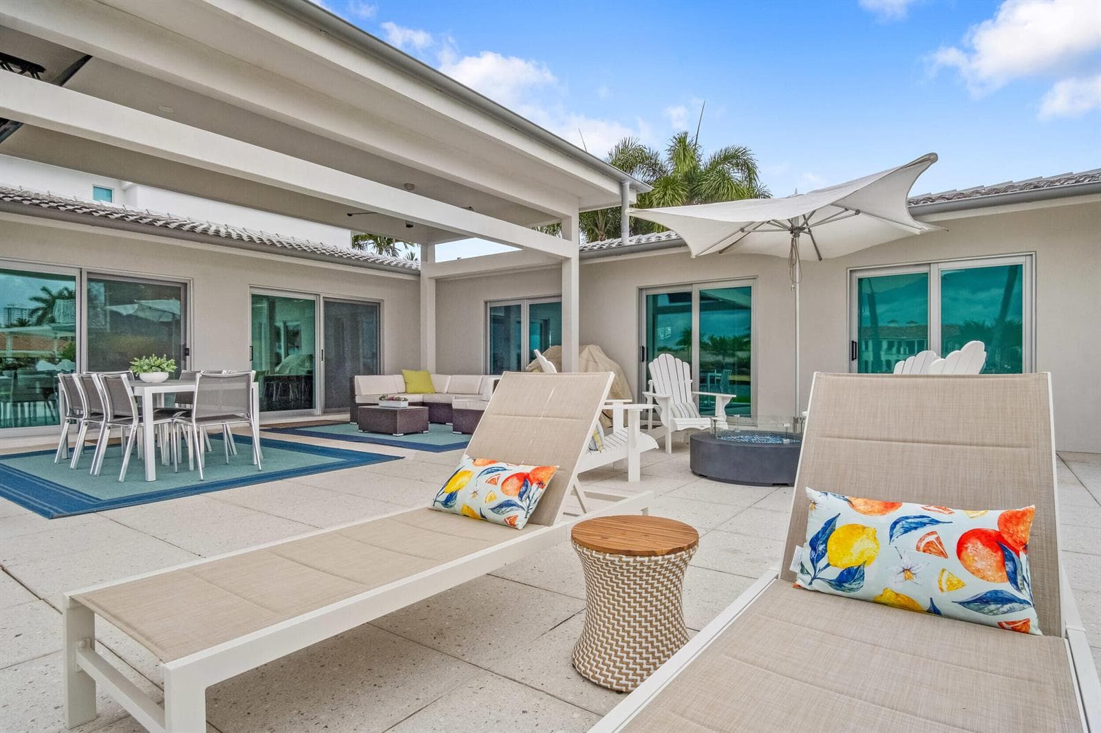 35 Castle Harbor Isle Drive photo 8