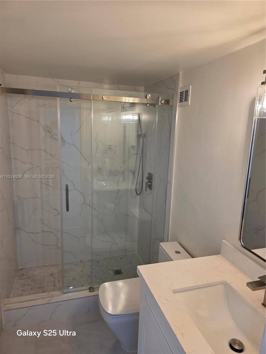 3725 Ocean Dr 617 photo 21