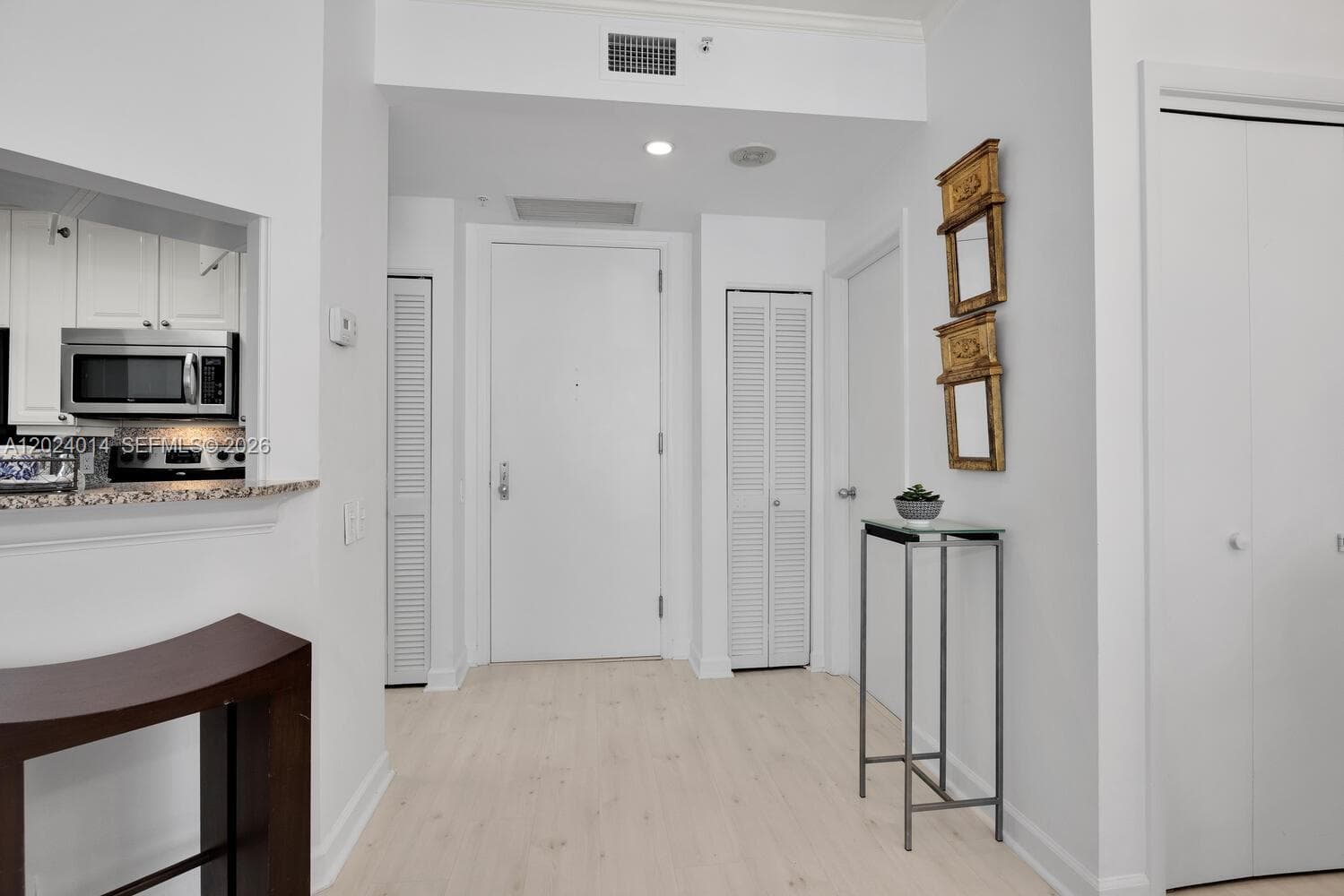 888 Brickell Key Dr 1001 photo 6