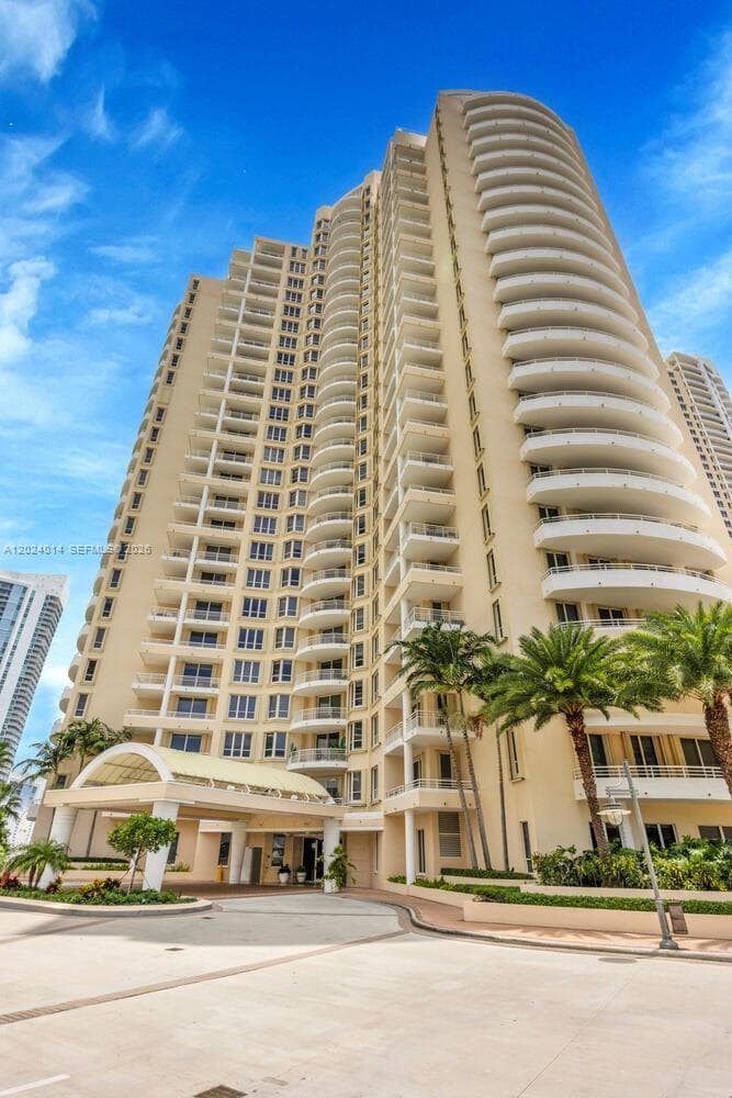 888 Brickell Key Dr 1001 photo 15