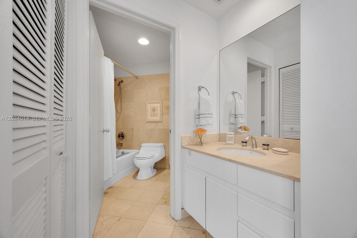 888 Brickell Key Dr 1001 photo 11
