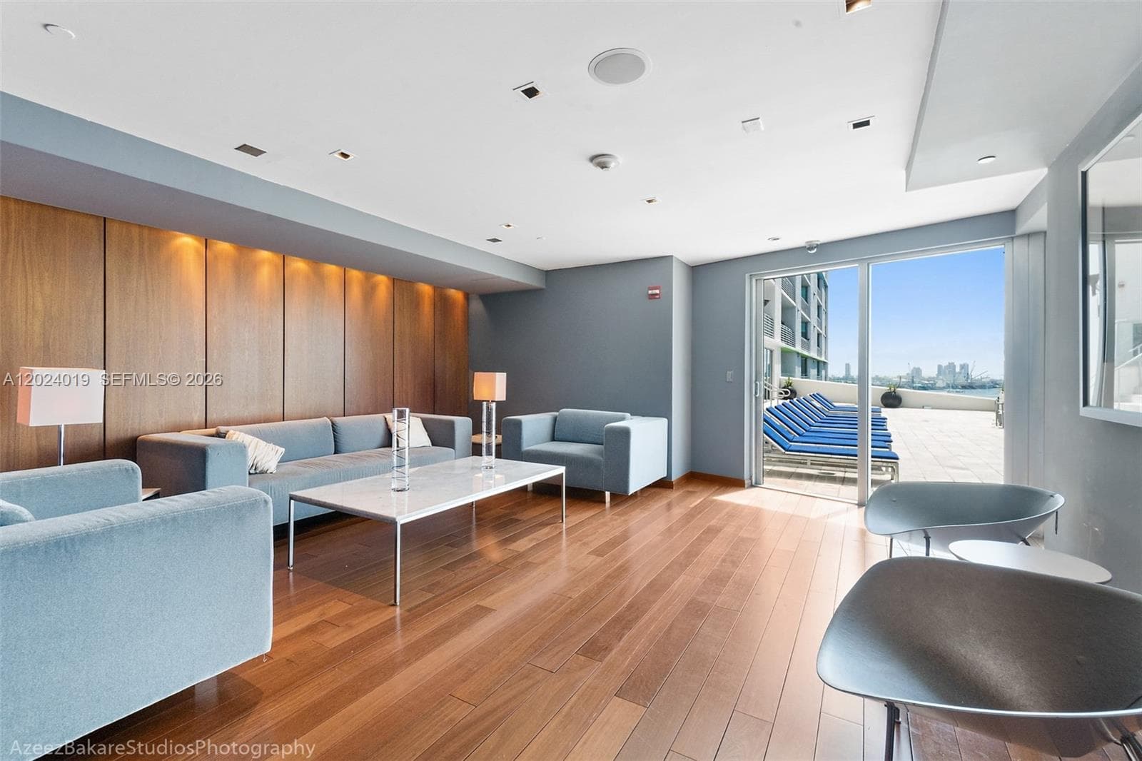335 S Biscayne Blvd 802 photo 16
