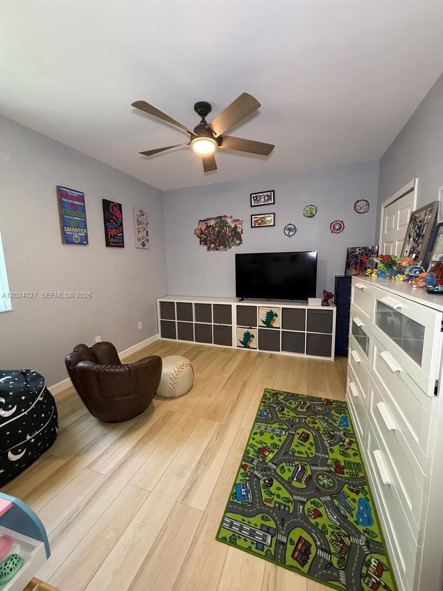 3215 184th St 14109 photo 20