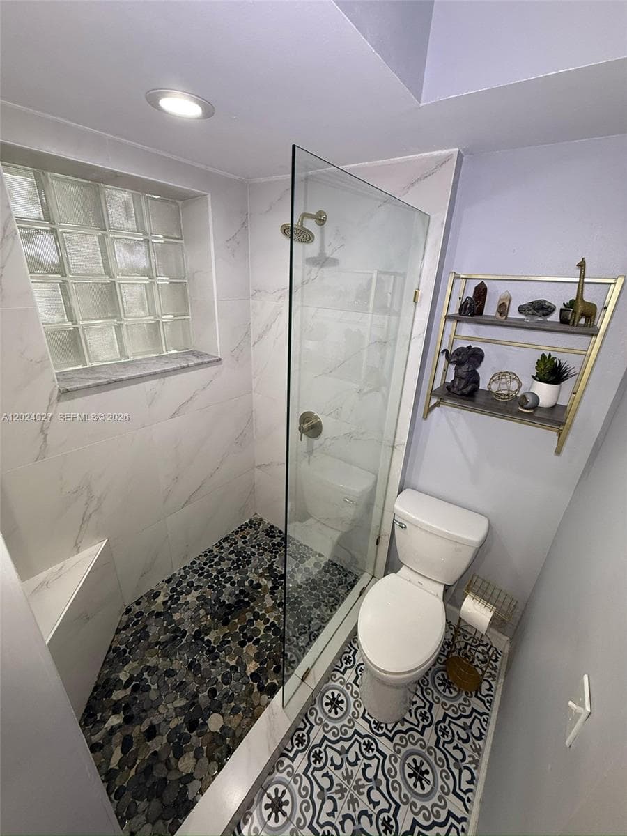 3215 184th St 14109 photo 24