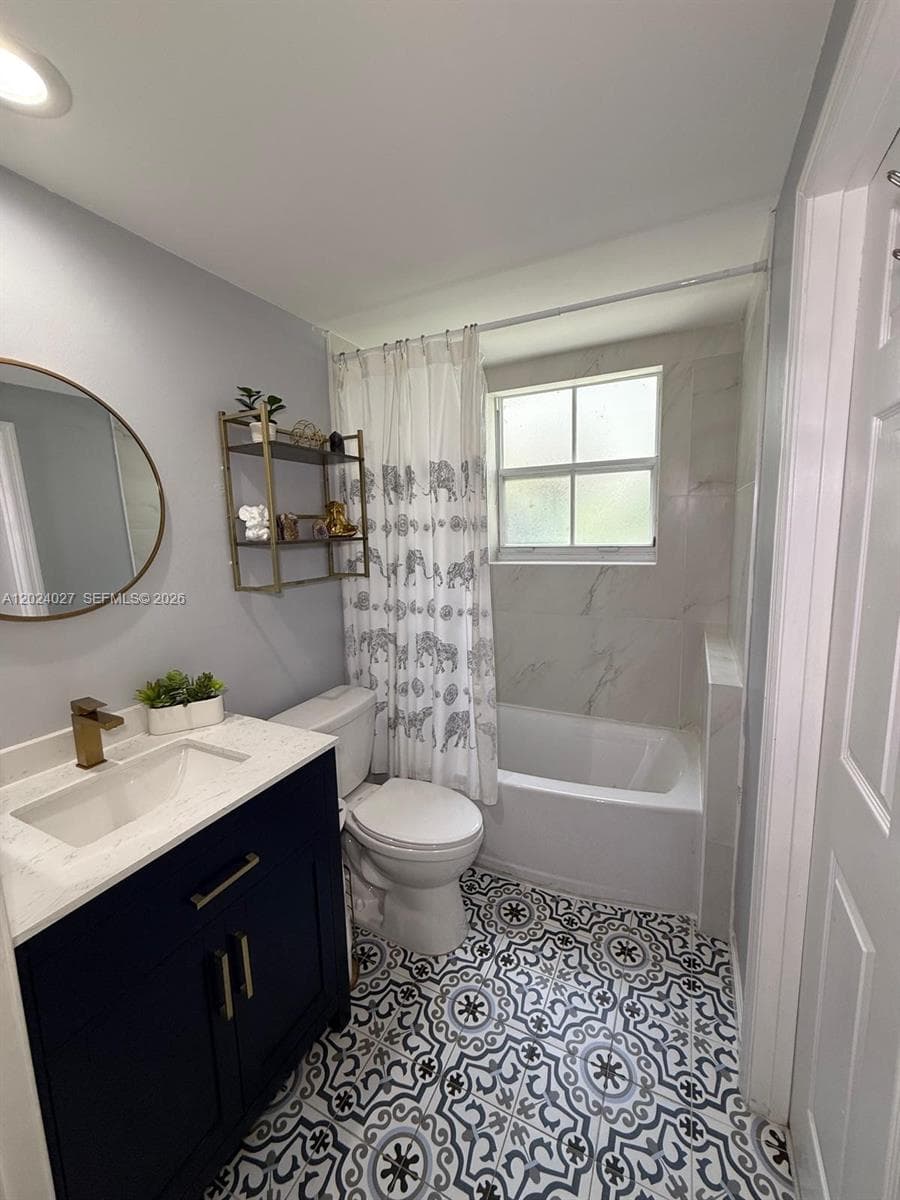 3215 184th St 14109 photo 15