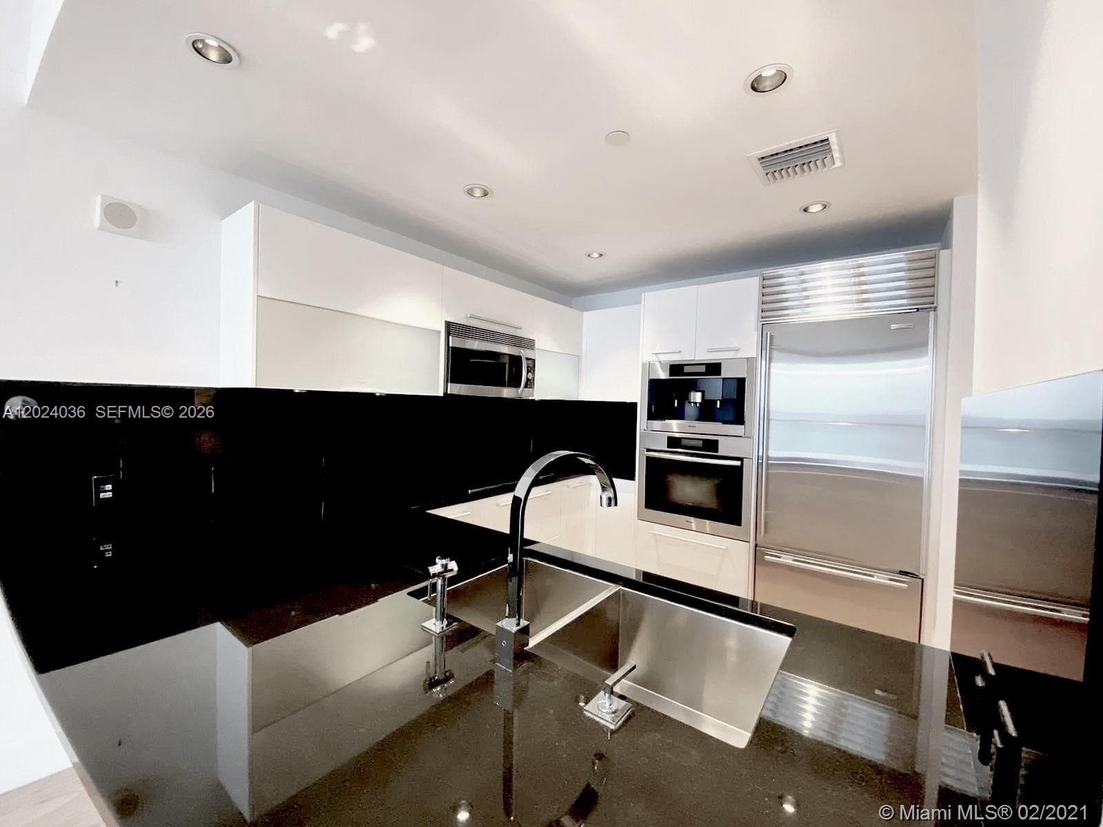 17121 Collins Ave 1503 photo 14