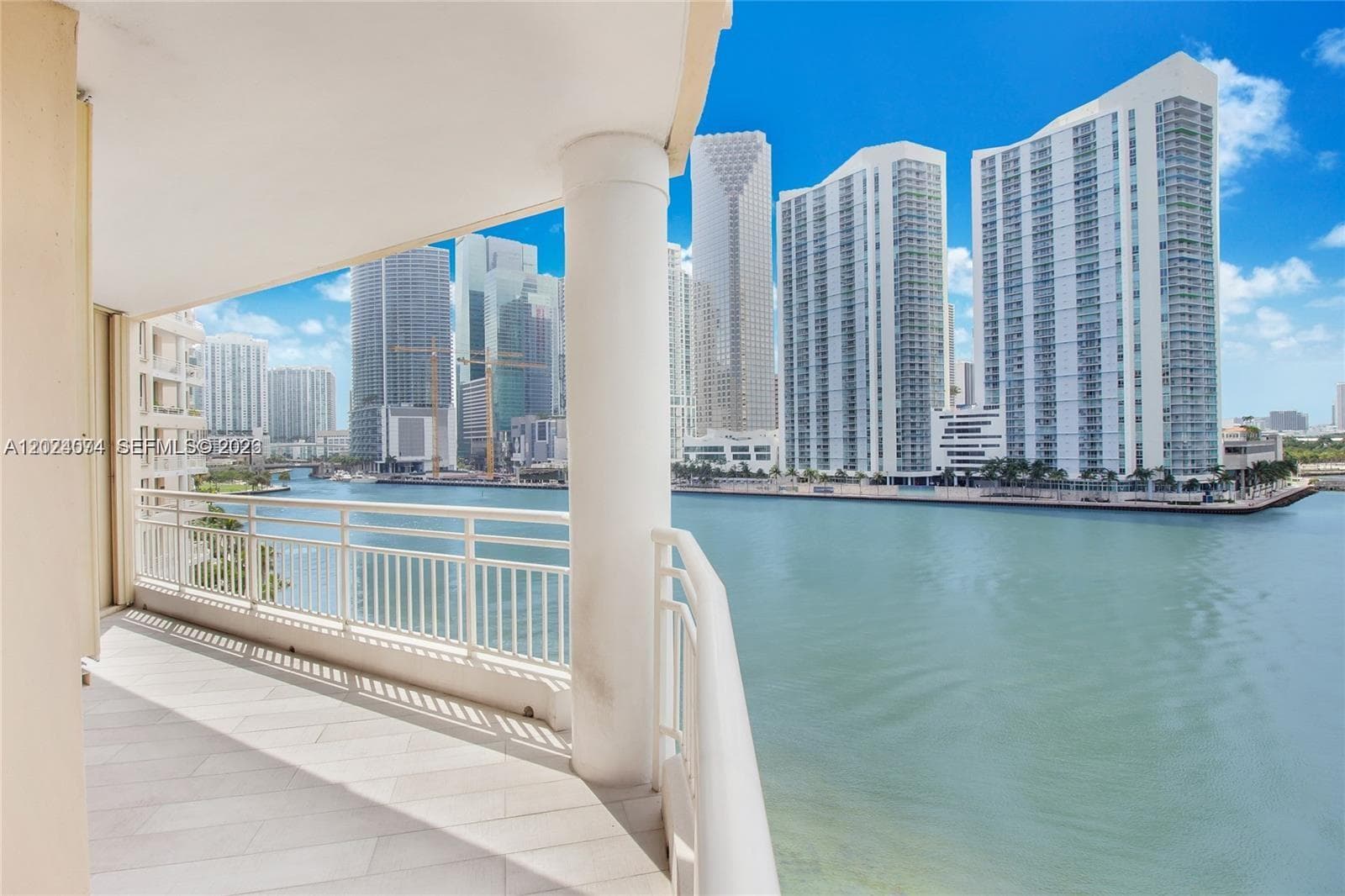 888 Brickell Key Dr 712 photo 2